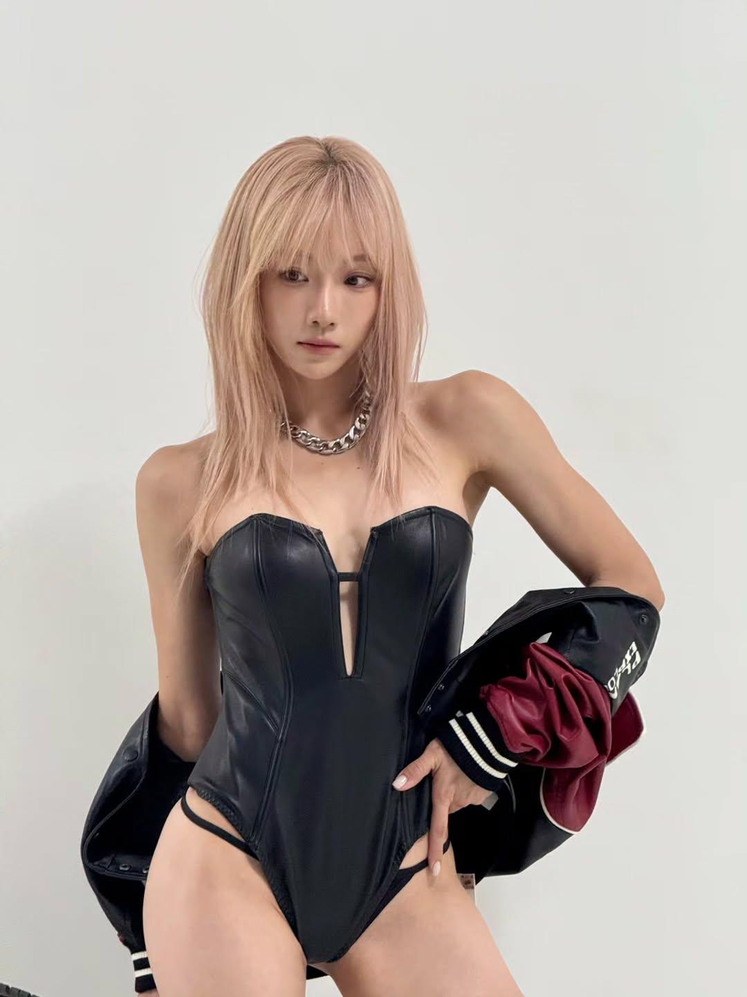 바디슈트 심으뜸