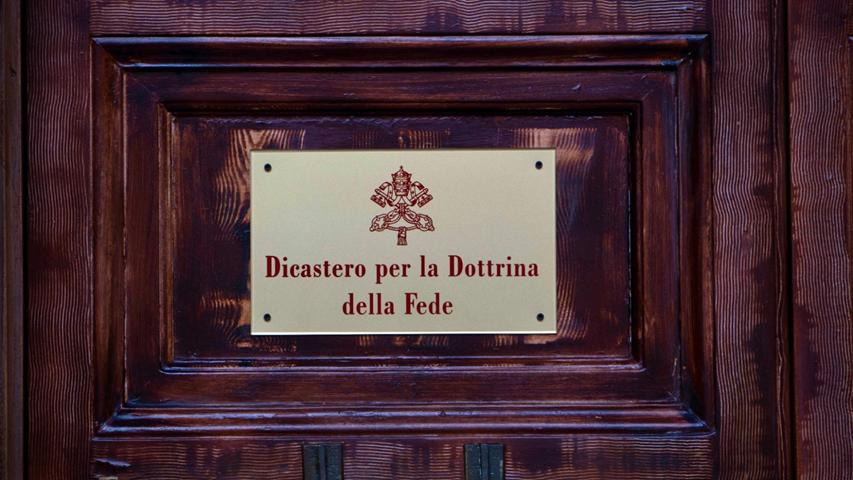 의외로 교황청에 아직도 남아있는 기관