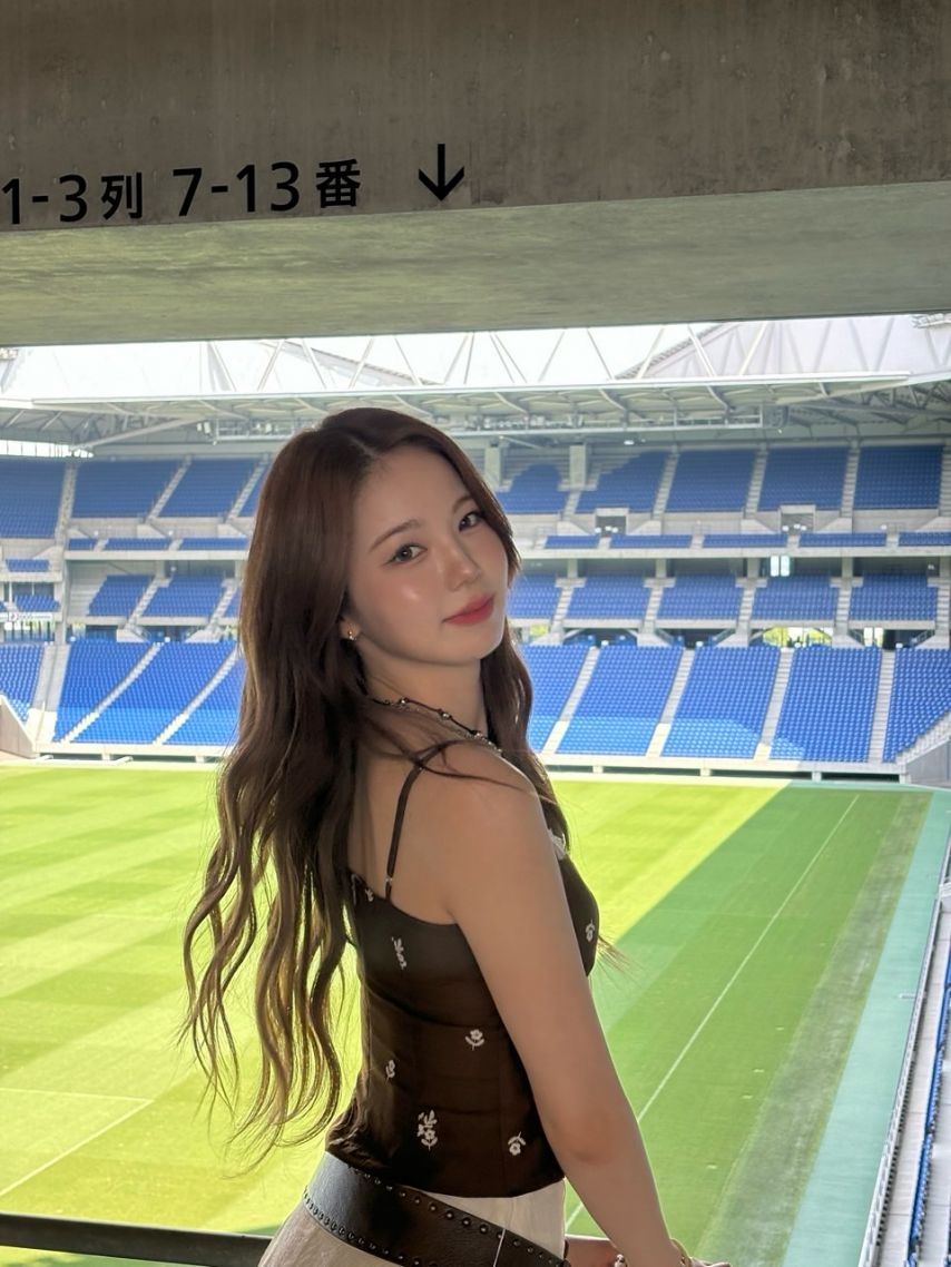 니쥬 (NiziU) 아야카