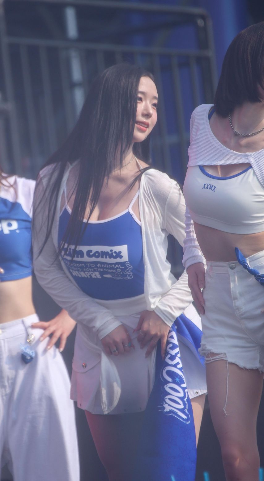 [카스쿨] 트리플에스 김채연 김유연 파란 끈나시 묵직한 가슴