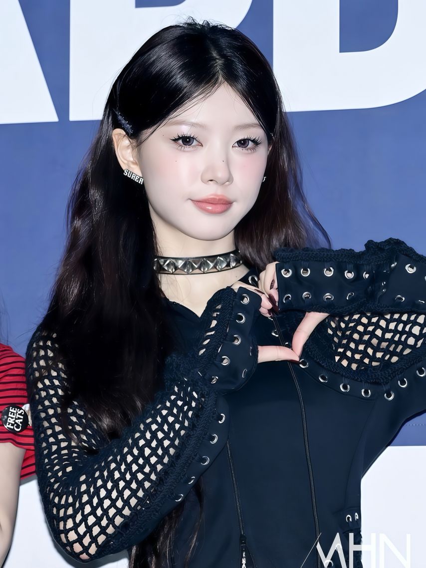 ILLIT(아일릿) 모카