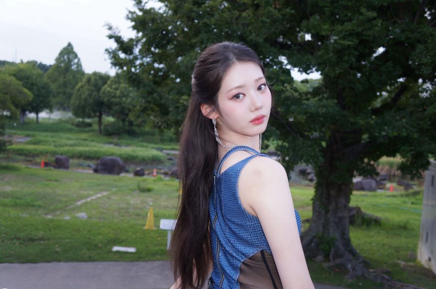 베이비몬스터 로라