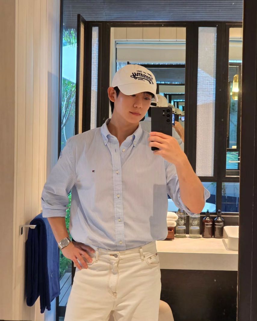 어제자 태국 갔다는 배우 정해인 인스타그램.JPG