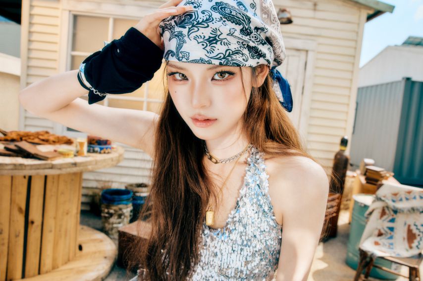 izna 2nd Mini Album 'Not Just Pretty' Concept Photo 메이, 방지민, 코코