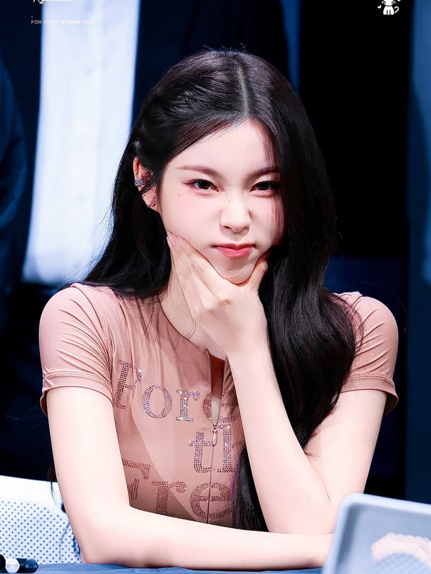 NMIXX (엔믹스) 규진