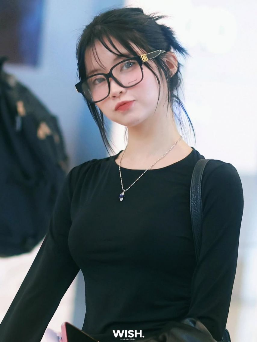 BABYMONSTER (베이비몬스터) 아사