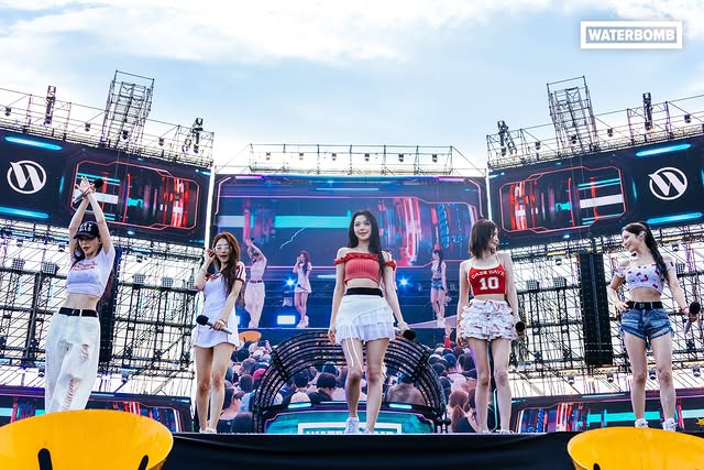 프로미스나인 워터밤