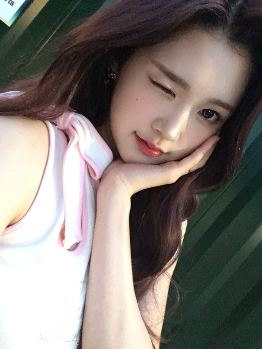 하츠투하츠 에이나