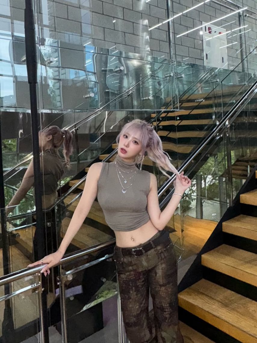 그룹 프림로즈(PRIMROSE) 하윤.JPG