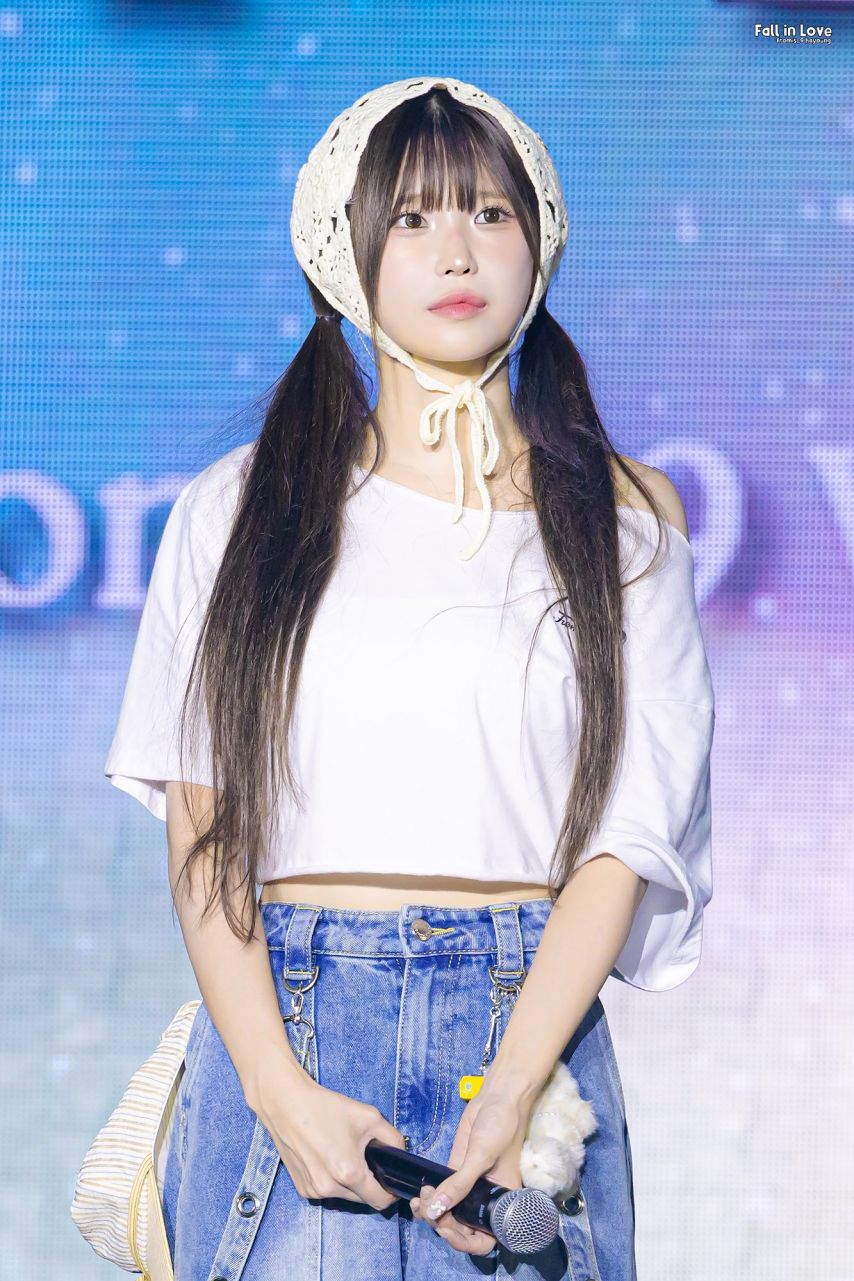 프로미스나인 송하영