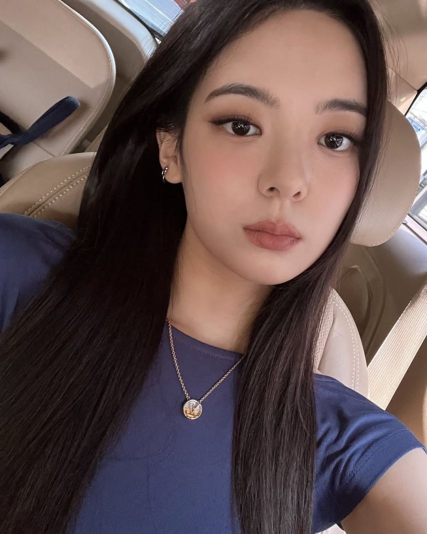 ITZY (있지) 리아