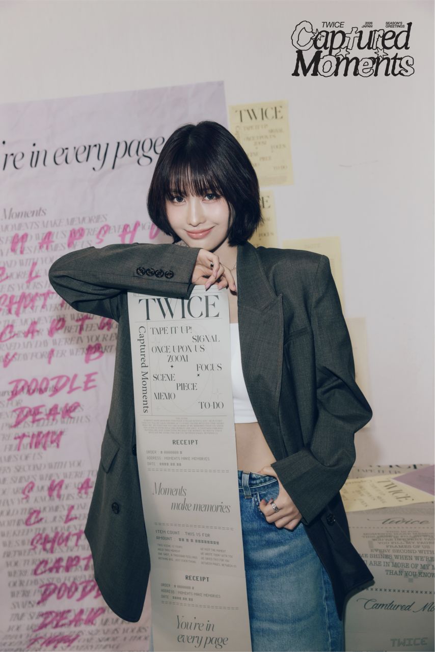 트와이스 모모 TWICE JAPAN SEASON’S GREETINGS 2026 ”CAPTURED MOMENTS”