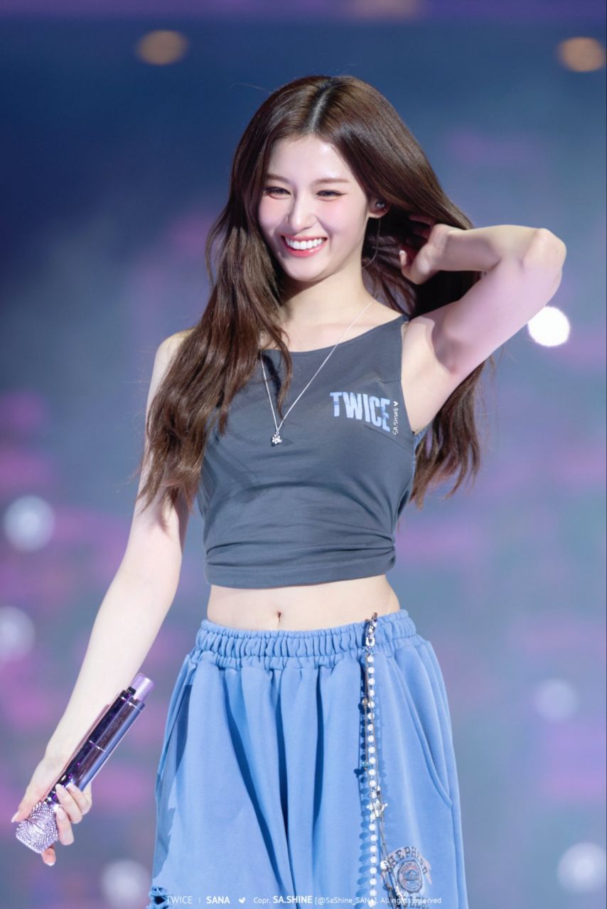 사나 모모 TWICE트와이스 251011 THIS IS FOR IN SINGAPORE D1