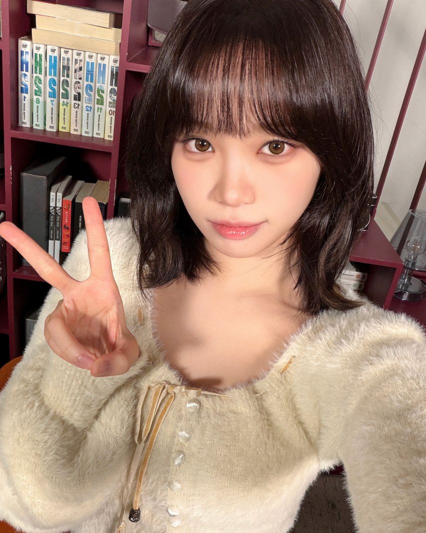 르세라핌 김채원,사쿠라