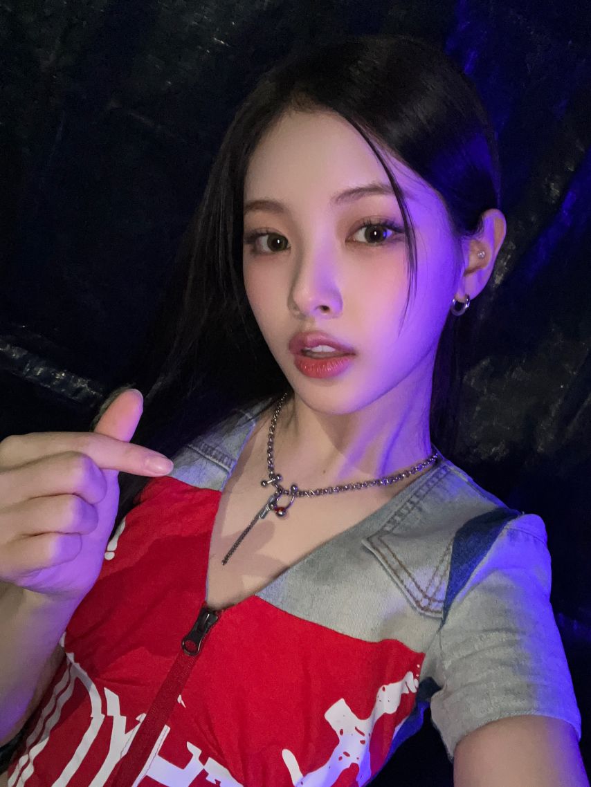 베이비돈크라이 이현