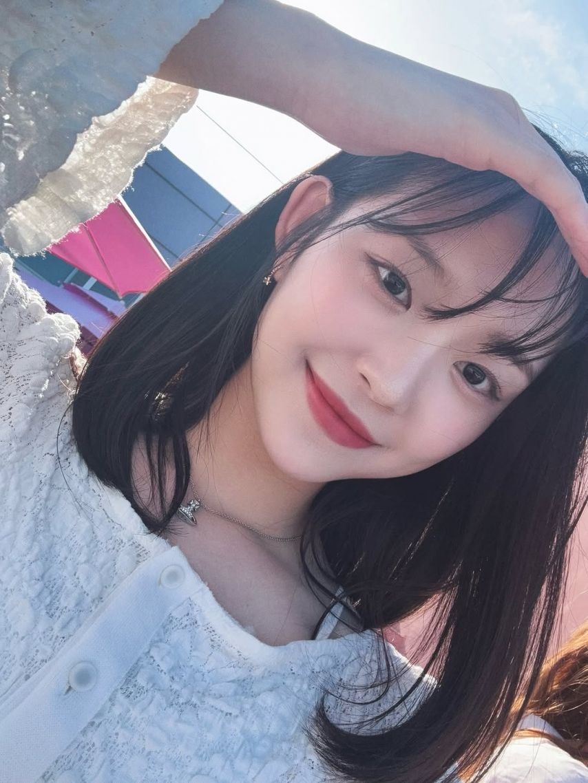 LIGHTSUM (라잇썸) 유정