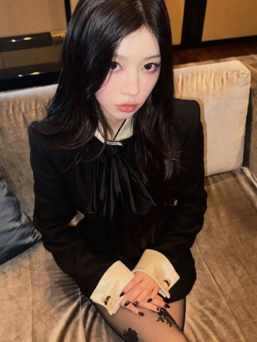 아일릿 (ILLIT) 모카