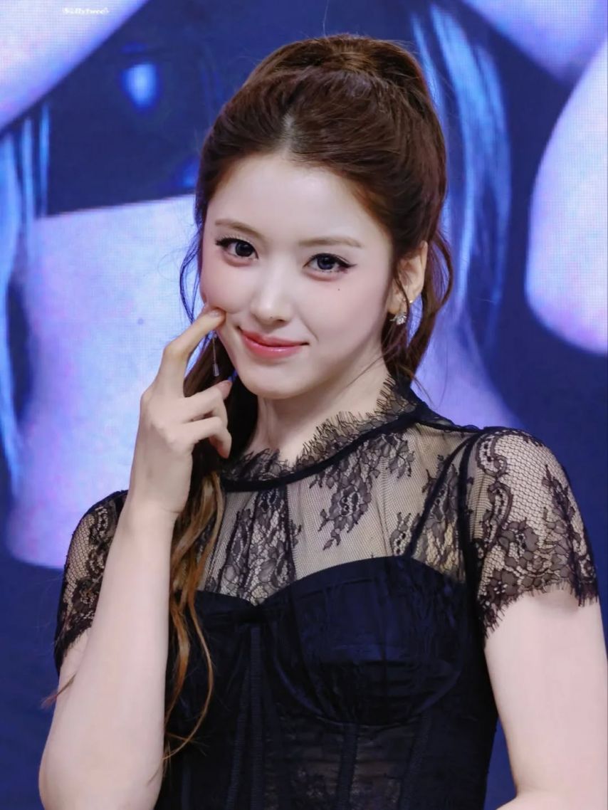 NMIXX (엔믹스) 지우