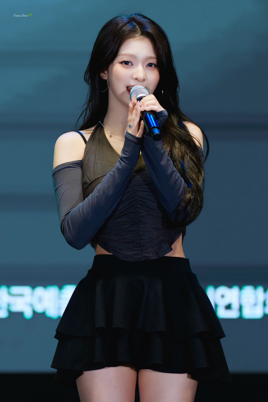 프로미스나인 이나경