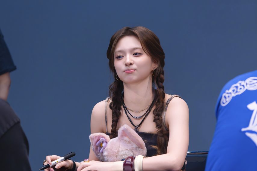 프로미스나인 이나경