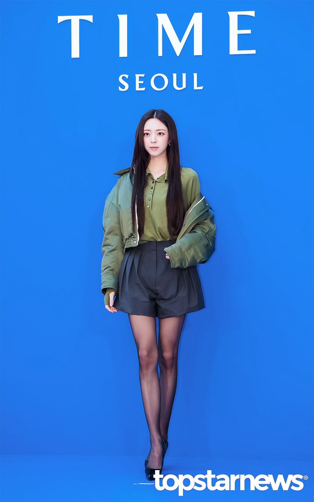 251105 타임 포토콜 ITZY 유나