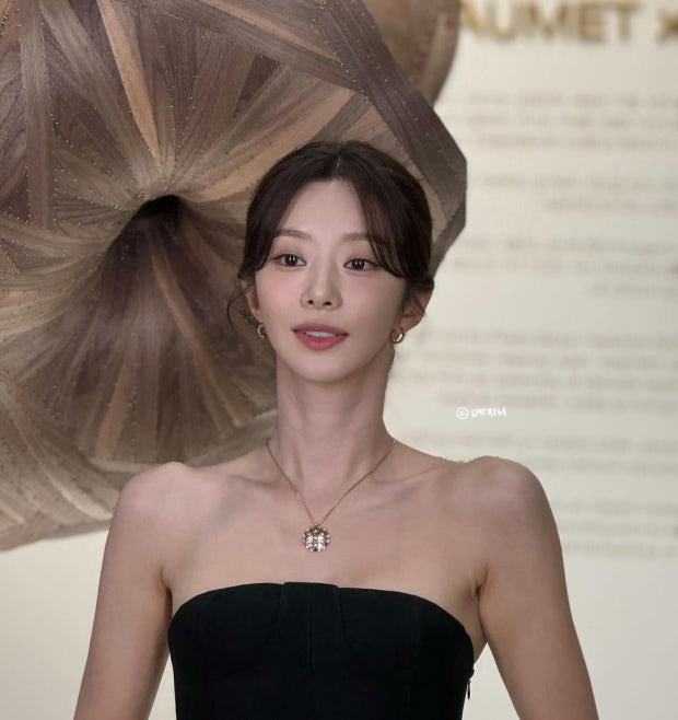 목이 길어 슬픈 이주빈