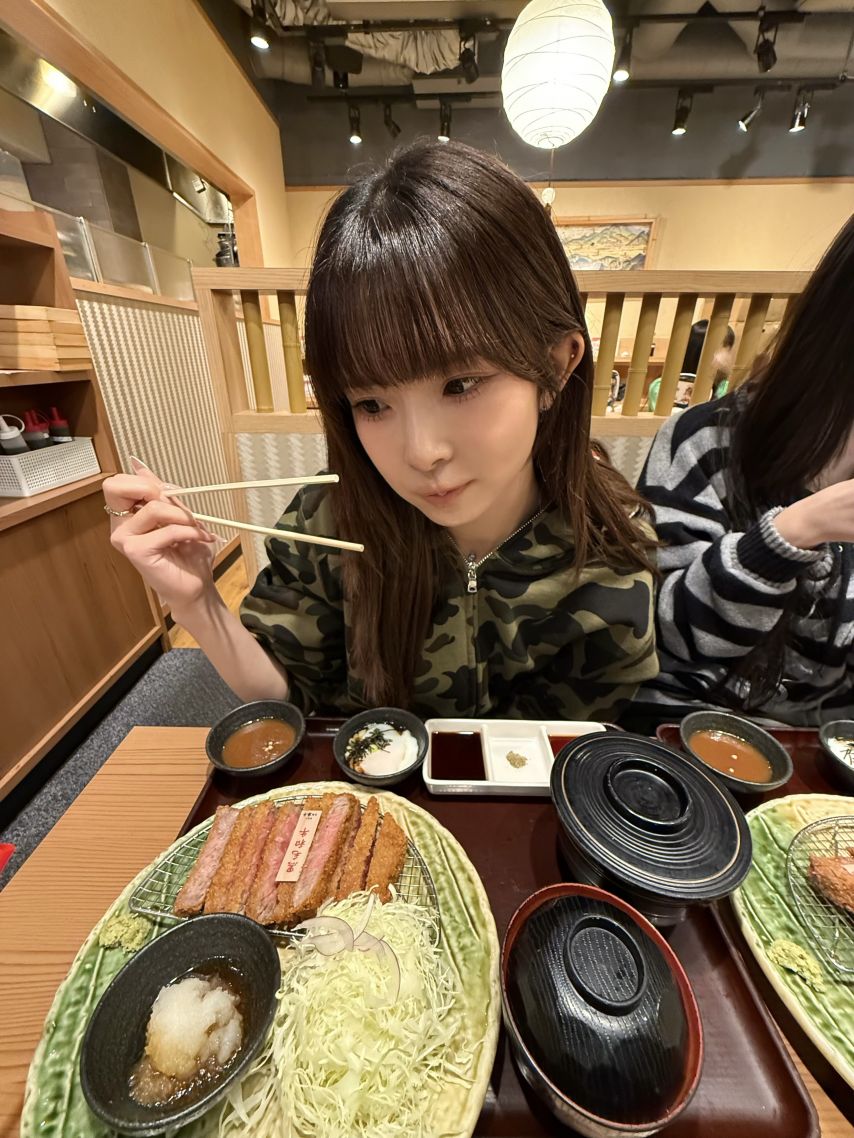 트리플에스 코토네, 지우, 채원