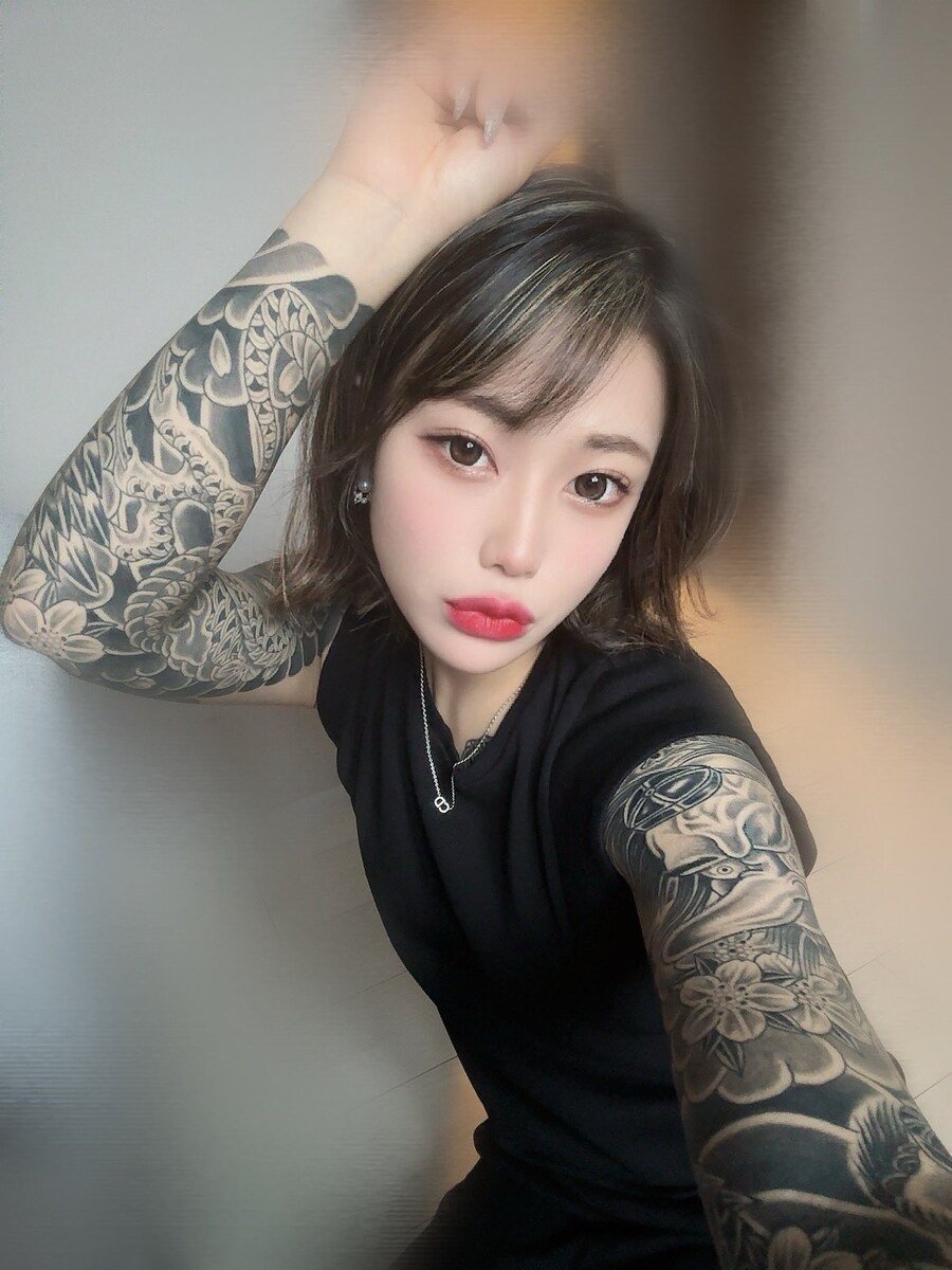 ㅇㅎ) 공백기에 전신 이레즈미 문신을 한 AV배우ㄷㄷㄷㄷㄷ