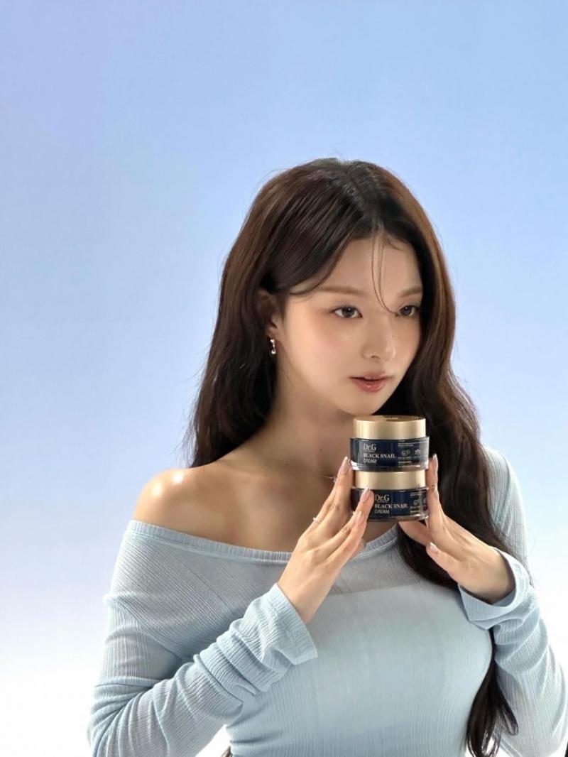 프로미스나인 이나경