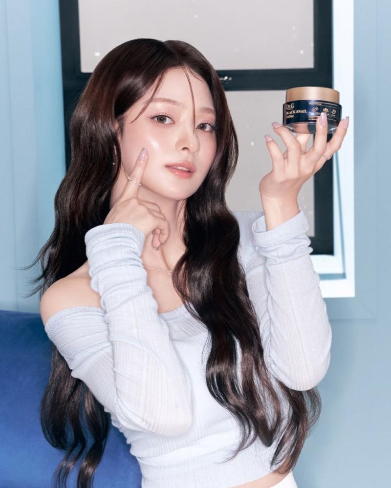 프로미스나인 이나경 Dr.G