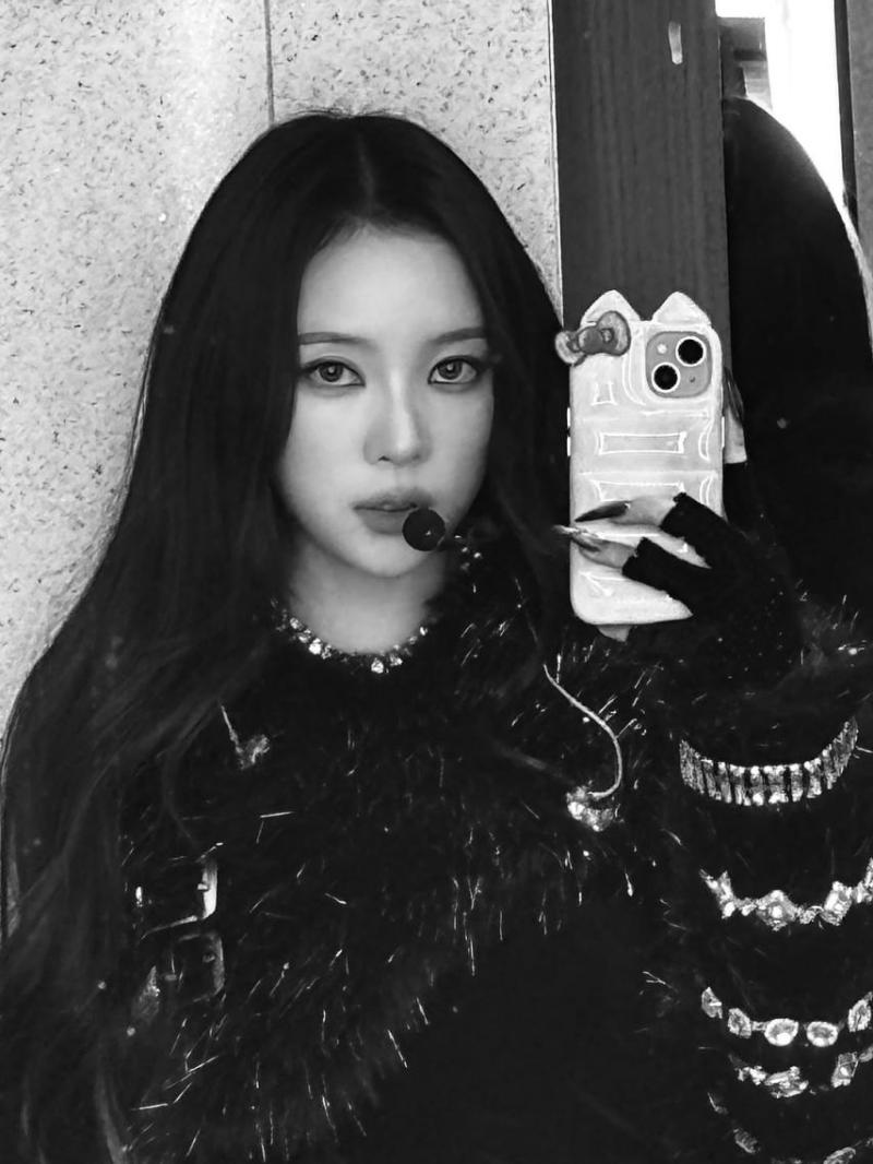 MEOVV (미야오) 나린