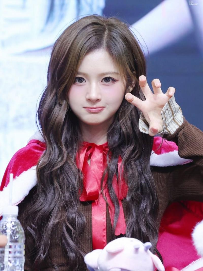 NMIXX (엔믹스) 설윤