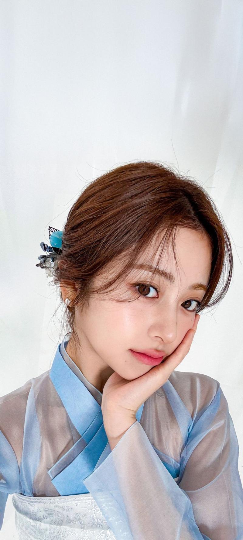 르세라핌 허윤진