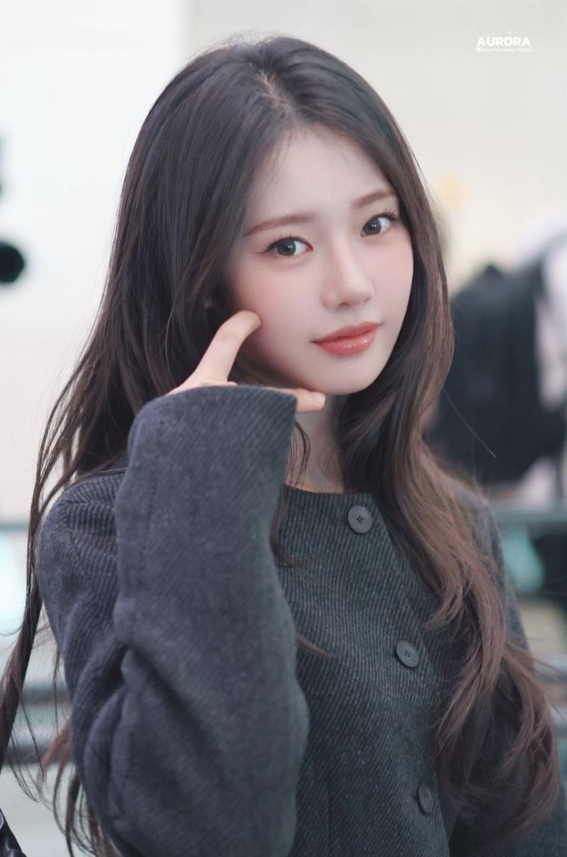 베이비몬스터 로라