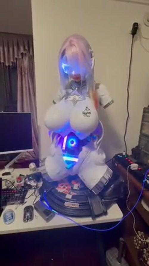 레딧에 올라왔다는 커스텀 케이스.mp4