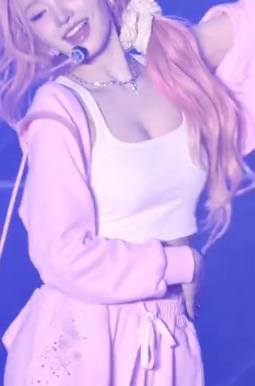 아이브 리즈 봉긋 흰나시.mp4