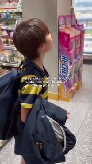 케데헌만 보다가 K팝의 현실을 마주한 소년.mp4