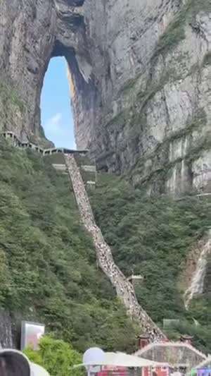 중국 장가계 윙슈트 비행.mp4