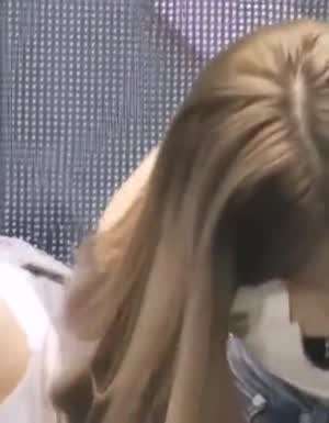 인사하는 프로미스나인 이채영 흰 나시 가슴골.mp4