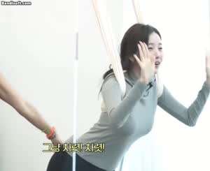 맛사지 고통에 몸부림 치는...여자친구, 소원 ㄷㄷㄷ